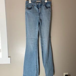 Flare Light Jeans